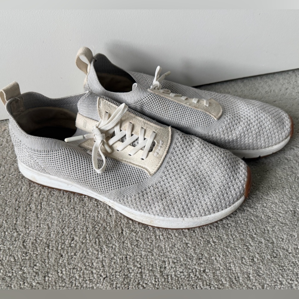 True & Co. Light Gray Knit Sneakers with Cream Accents